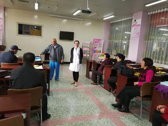 神經(jīng)內(nèi)四科成功舉辦第五屆帕金森病患教會