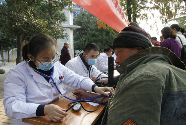 世界慢阻肺日：關(guān)注慢阻肺，認(rèn)識(shí)慢阻肺的多面性